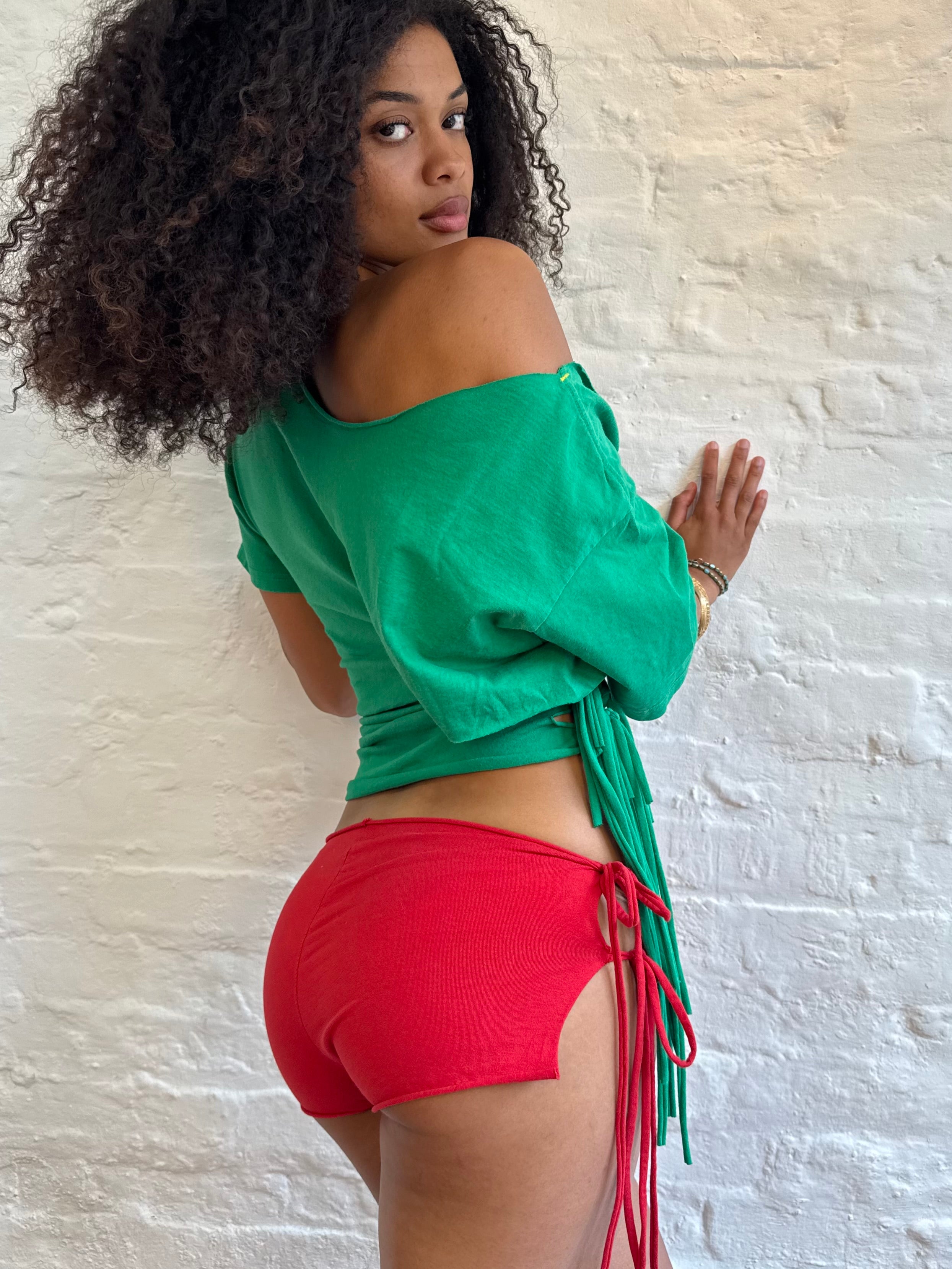 Dominica Fringe Tee