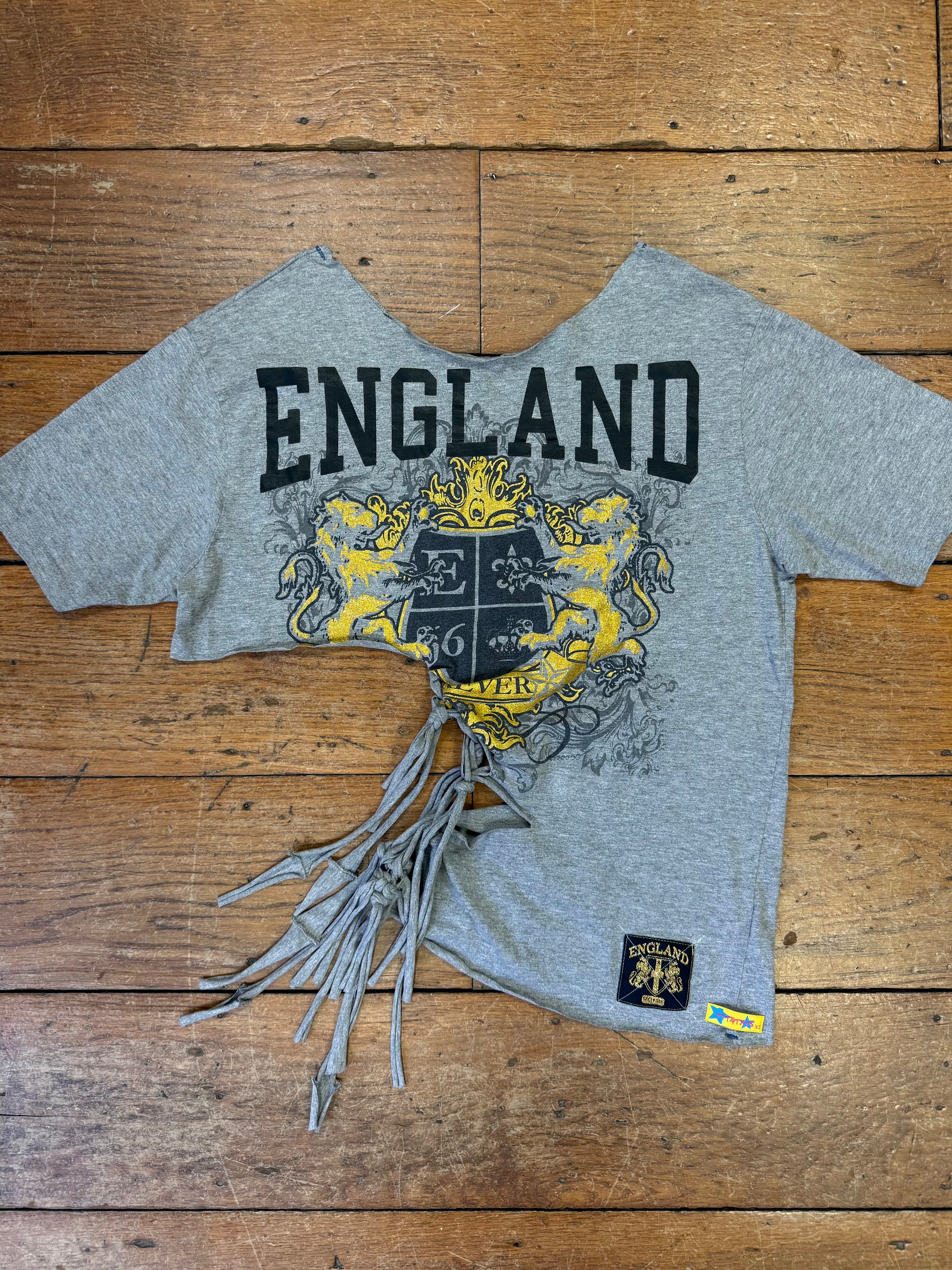 Crest Fringe Tee